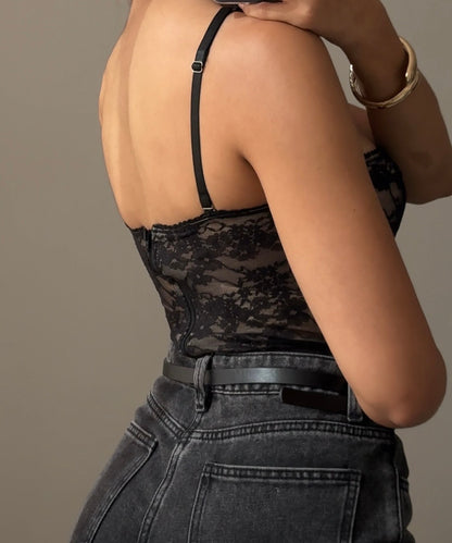 BUSTIER ISIS
