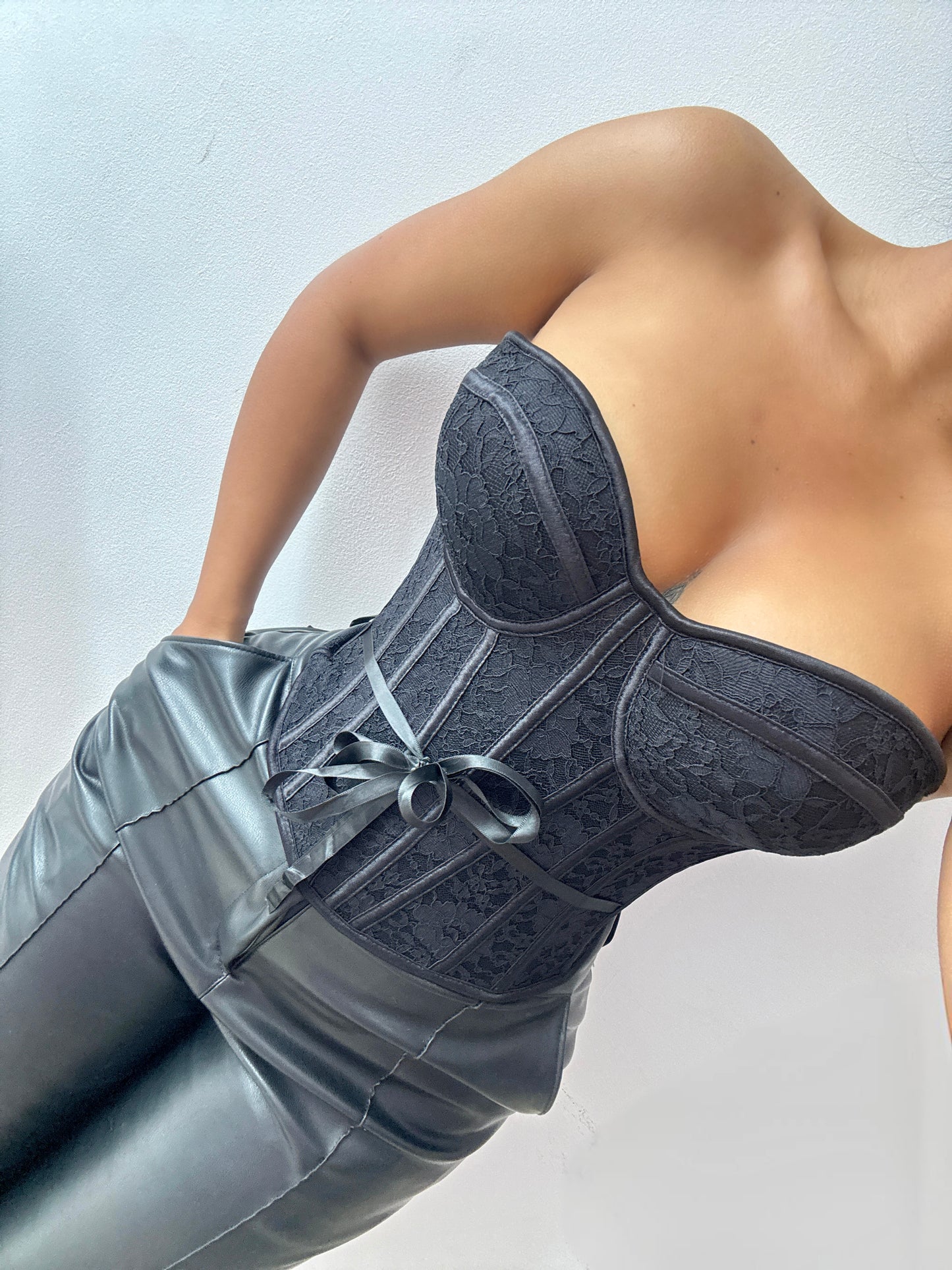 BUSTIER ÁMBAR CON CINTA
